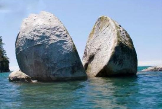 Endlich hat einmal die Schere gegen den Stein gewonnen.