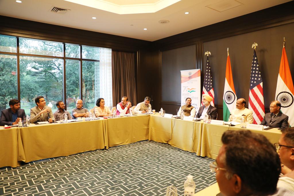 ombirlakota's tweet photo. Had an insightful discussion with students from India studying in prestigious institutes of Boston. They are deeply committed to contribute to cause of their host country &amp; India. Emphasised that we need more world class universities to translate dreams of our youth into reality. https://t.co/Zwrrpd9YGW