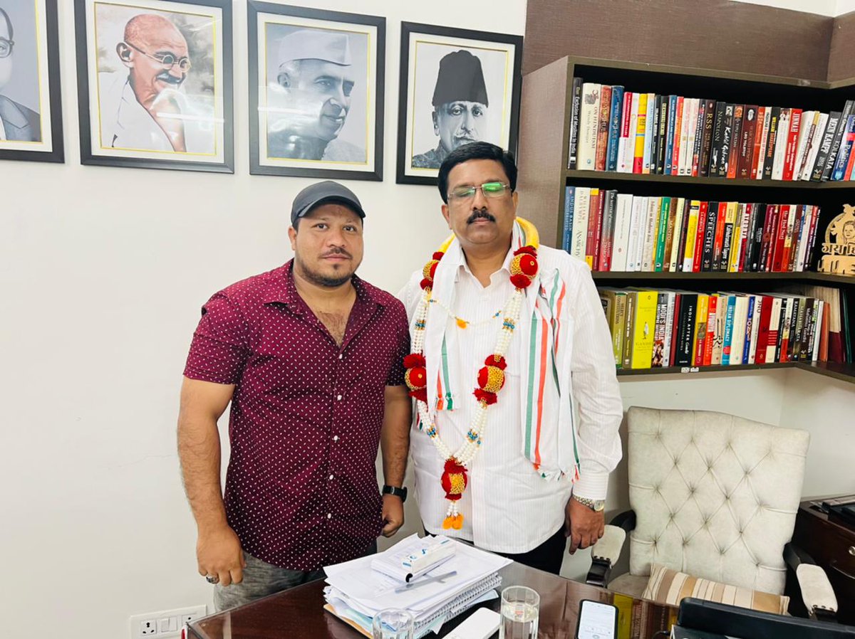 syedkhalid4488's tweet photo. Wishing you a Very Happy Birthday Birthday Bhaiya 💐💐🎂 May Allah Bless You With lots of Happiness and Success 🎂🎂 @NasirHussainINC https://t.co/cGm49SklWV
