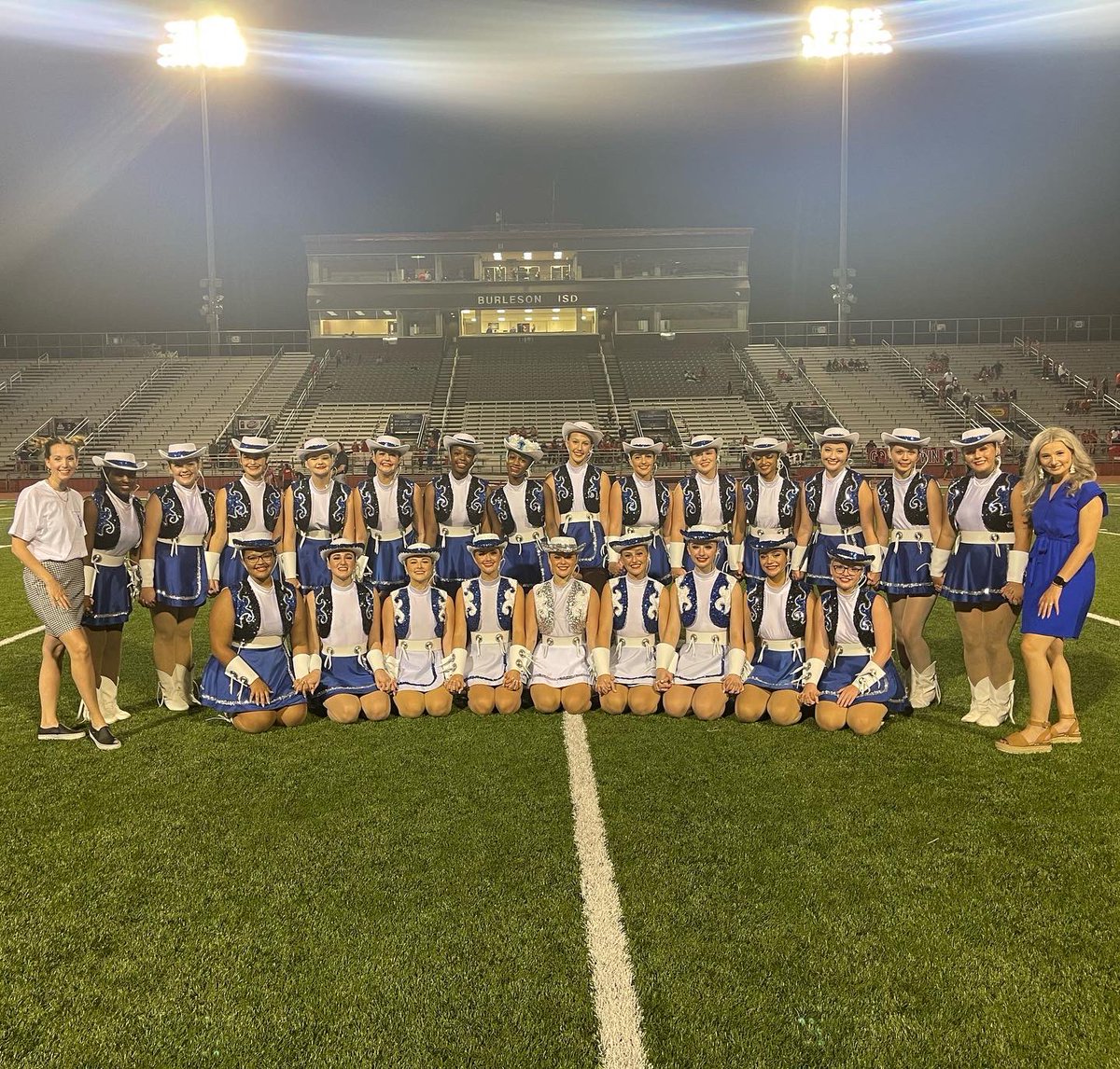 chssparklers's tweet photo. A Spartan win brings the boot home tonight! Congrats to Sparkler of the Week Samantha! What an amazing day full of performances, smiles, yelling and memories to last a lifetime๐๐ #spartanwin #battleoftheboot https://t.co/fdMJVnnTPw