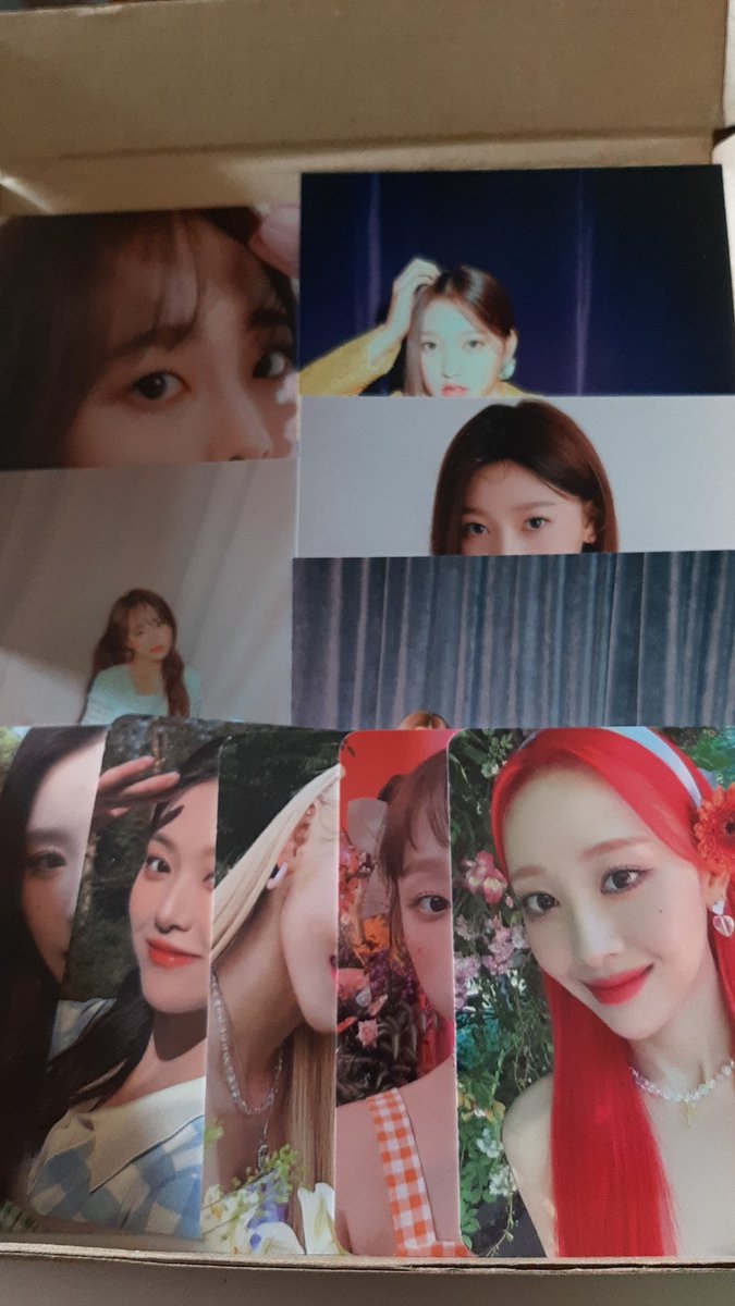 coeurtrahii's tweet photo. @jymmi__ | #enjjoyed 

Another loona haul 😭😭 Thank you po sa very smooth transaction and flexible dop. Safe na safe po silang nakarating. Sa uulitin po. Thank you po talaga. I love the freebies din po 😭😭😭 Happy weekend po! https://t.co/BDYKtW1OwY