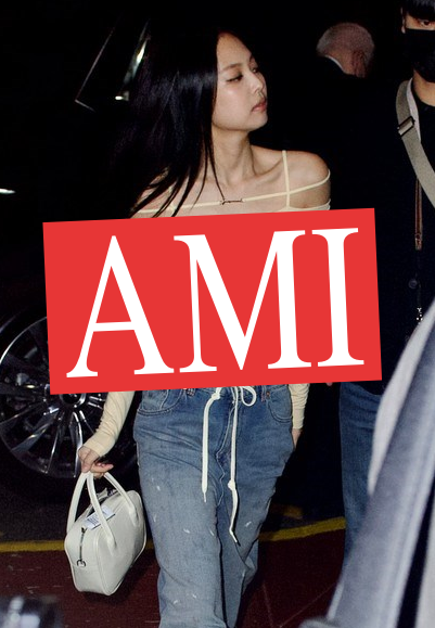 Zoinpotts's tweet photo. blackpink jennie go to the studio to rehearse for the MTV VMAS in New York City #blackpink #jenniekim https://t.co/EajhIQxlEI