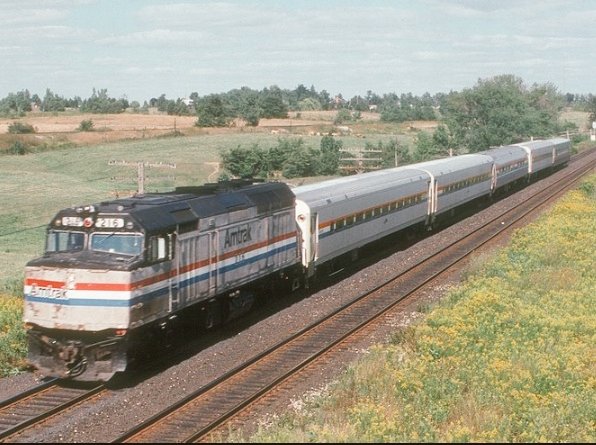 JipeTrains's tweet photo. The #Horizon is a type of #singlelevel intercity #railroad passenger car used by #Amtrak, the national rail passenger carrier in the United States. Amtrak ordered the cars to supplement their existing fleet of #Amfleet I single-level cars used on shorter distance corridor trains. https://t.co/utbhiJyCEy