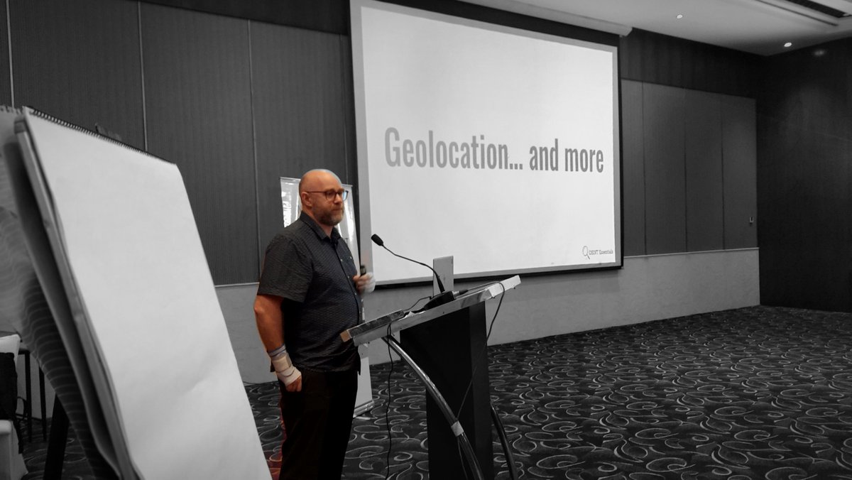 data_LEADS's tweet photo. Ongoing Masterclass workshop on Fact checking and #Geolocation by fact checking expert @buileshuibhne #GNITrainingNetwork #GNIINDIA2022 #journalist #mediaeducator #factcheckers https://t.co/VfZBO4aO81