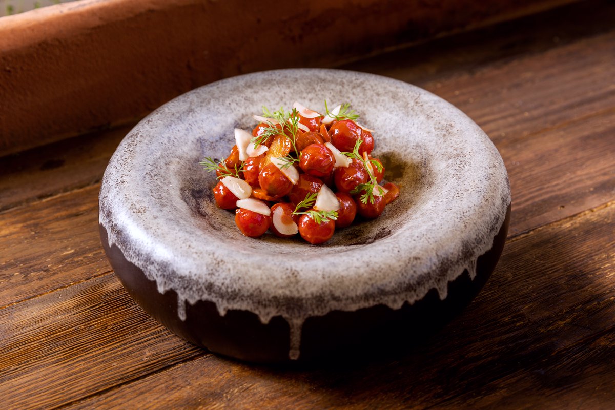 Mix de cherries y Pascal.
Habías oído del Pascal? Es originaria del estado de Hidalgo y es similar a un pepián en el sentido de que su base son chiles y semillas.

Únete a nuestra base de datos: bit.ly/NewsletterAleli