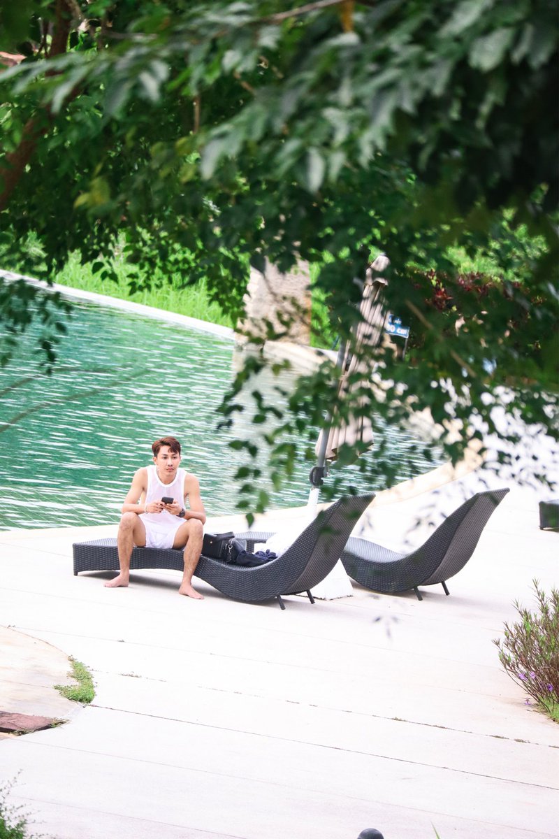 ennapa_pt's tweet photo. ถึงในใจเธอจะมีเขา แต่ในใจเรา..ไม่มีใครเลย 🤨
#ตรีชัยณรงค์
#ตรีชัยณรงค์แกรมมี่โกลด์
#treechainarong
#เขาใหญ่เขาใจ
⛰💚🍀 https://t.co/G3bdAIzgXy