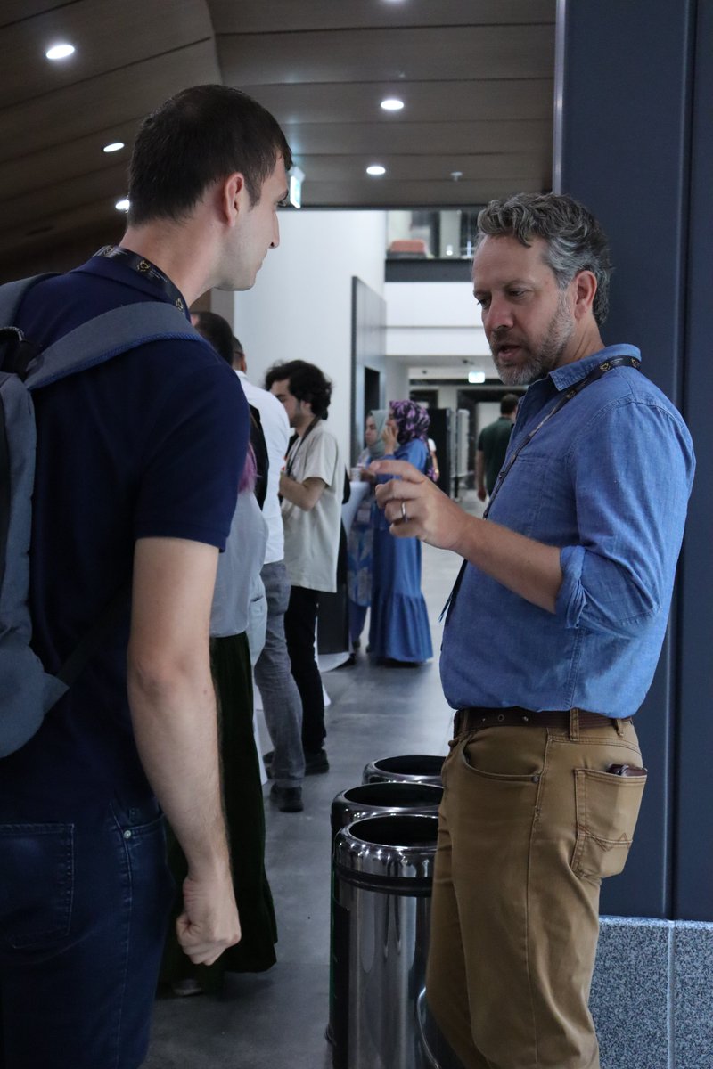 salamandermeet's tweet photo. To improve research, it was very important for scientists who met for the first time after the pandemic to talk to each other and share a wide range of tools, methods, and ideas. https://t.co/PQc1f7PslE