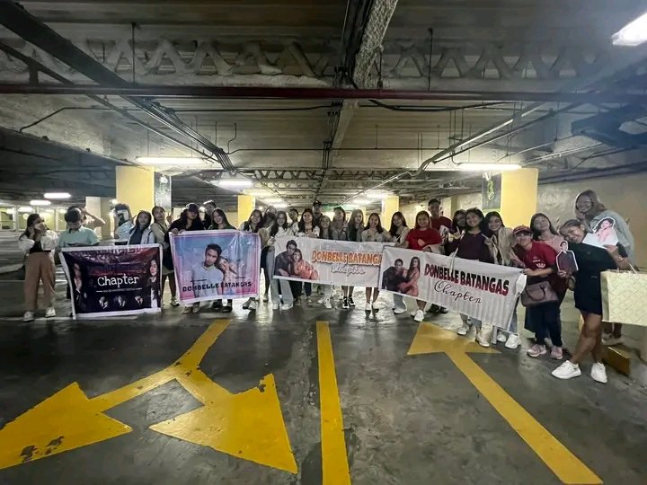 DonBelleBatngas's tweet photo. Finally, the Batangueños arrived safely! Can't wait to see you both @bellemariano02
and @donnypangilinan 🖤❤️ 

DONBELLE PHIHNOMENALConcert

#DonBelle
#DONNYnatingTheBigDome
#BELLElazingTheBigDome https://t.co/En1FmJAQEz