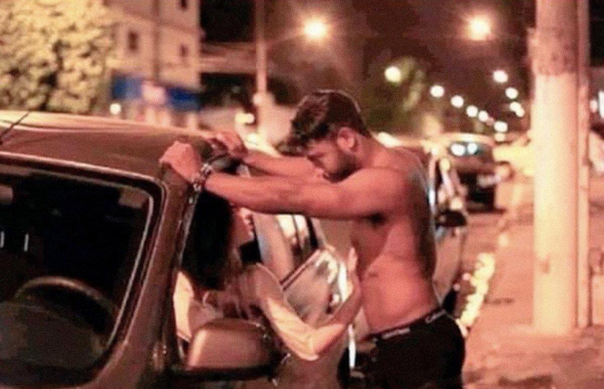 CPujol98's tweet photo. Mi primer día de trabajo. 
Objetivo: tener mi propio generador eléctrico https://t.co/BpOmCtzEBw