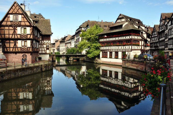 Gsterre's tweet photo. Superbe vue de Strasbourg. L'#Alsace est belle faisons le savoir. #BaladeSympa #MagnifiqueFrance https://t.co/rRmbiXoFCe