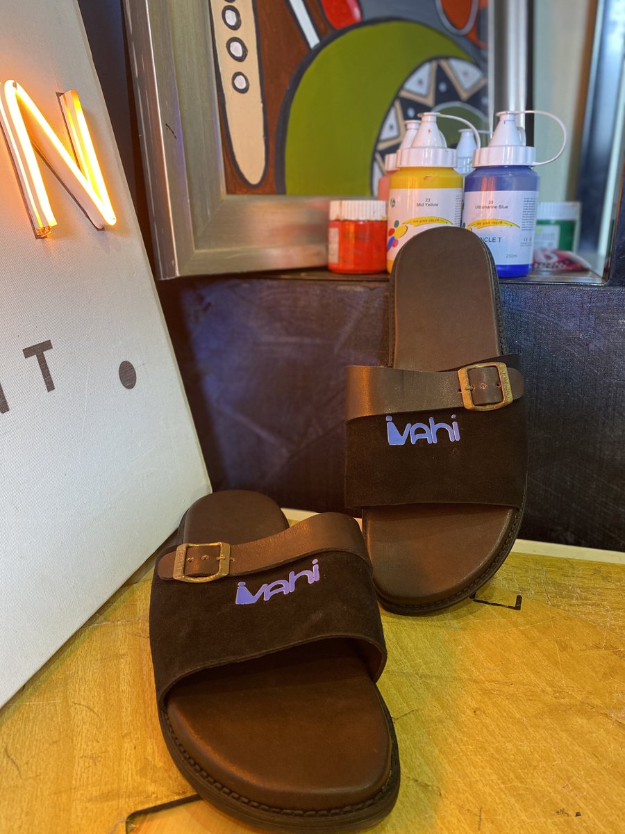 theivahi's tweet photo. A morning to glance at something beautiful.
Order yours now if you're in Abuja. #AbujaTwitterCommunity 
#abuja
@Abuja_Facts 
@AbujaGSC https://t.co/yq4zugTHnz