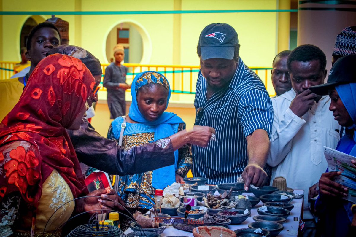 SatcomMedia's tweet image. Pictorial Update from KWABAFEST, an initiative of PIAM (Poetry in a Million Voices) is one the largest Book and Arts festivals in Nigeria involving a  group of young arts students and enthusiasts all over Nigeria.