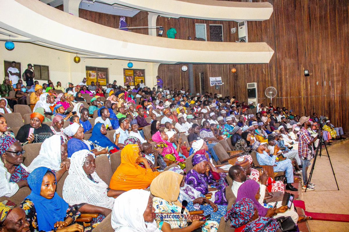 SatcomMedia's tweet image. Pictorial Update from KWABAFEST, an initiative of PIAM (Poetry in a Million Voices) is one the largest Book and Arts festivals in Nigeria involving a  group of young arts students and enthusiasts all over Nigeria.