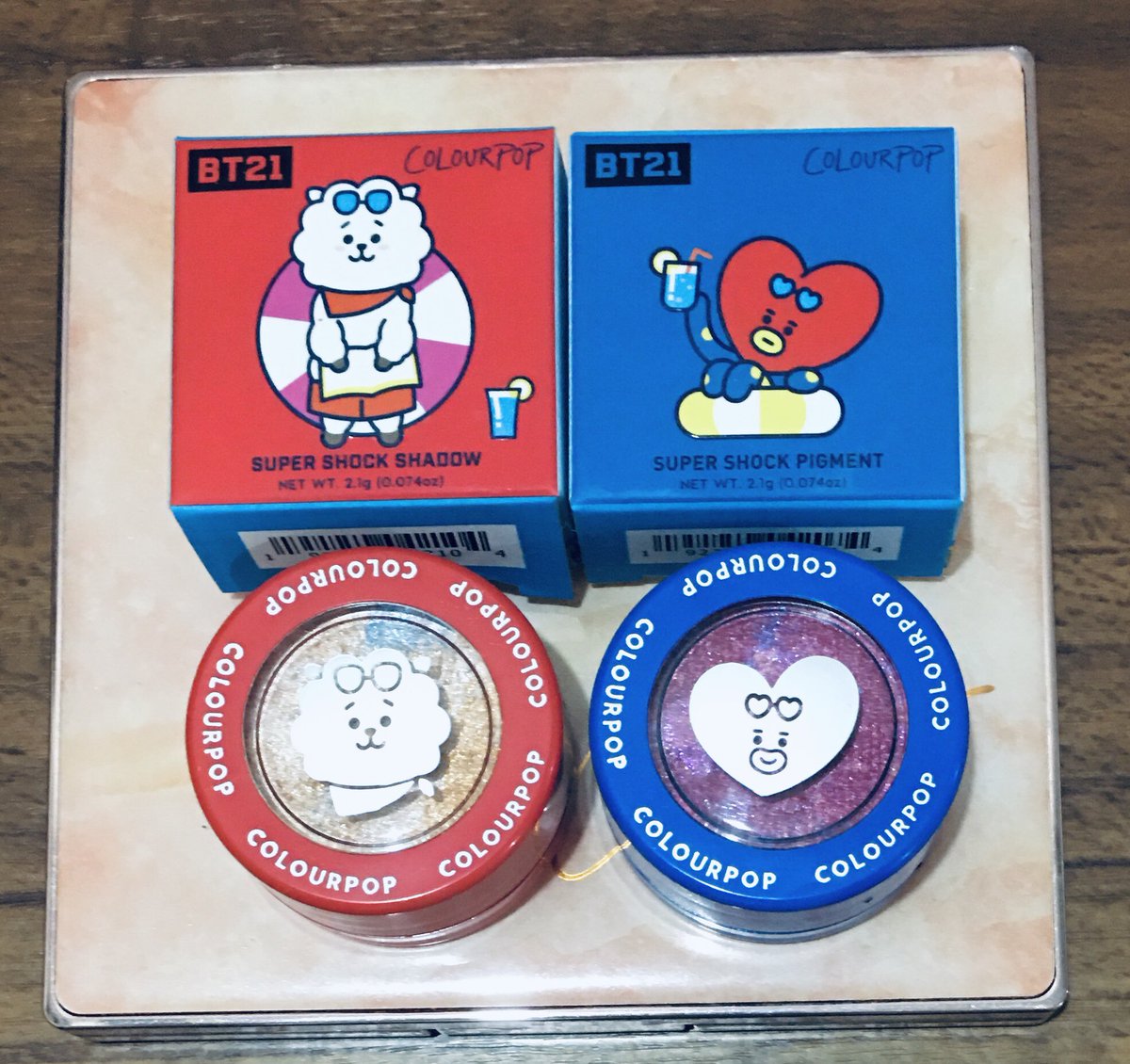 bangtan_katie7's tweet photo. Thank you @helloeuphoriaph for sending my BT21 x Colourpop safely! I appreciate the ease of transaction, periodic updates and fast shipping. Thanks so much! (Quick review: the shadows have great color payoff, I should have gotten the whole set 😅😅) https://t.co/i9G4UDmxJx