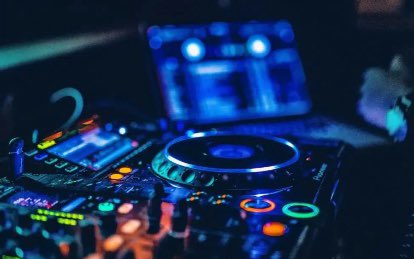 NFT may revolutionize the music industry
Do you agree？
#NFTs #NFTGiveaways #nftcollector  #NFTdrops #FreeMint #ETH #Crypto