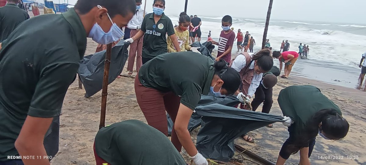 BodiesNature's tweet photo. @moesgoi @moefcc @PMOIndia @NITIAayog @DrJitendraSingh  @manojpingua

Team Nature Bodies conducted a cleanup drive at Golden Sea Beach Puri, Odisha from 13th to 15th August 2022 under the initiative of Swachh Sagar Surakshit Sagar Campaign by Ministry of Earth Sciences. https://t.co/54T2e2z1qr