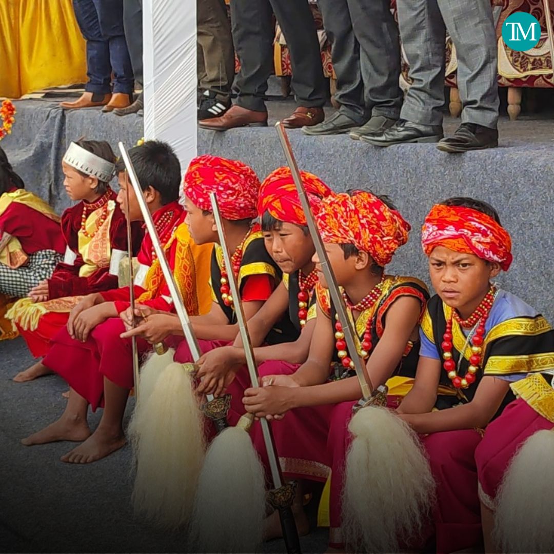 TheMeghalayan's tweet photo. The 3rd Mawkynrew #football Cup started on August 27 at Mawlein in the Mawkynrew Block of East Khasi Hills district. The tournament was flagged off by Cabinet Minister and MLA of #Mawkynrew constituency Banteidor Lyngdoh.
#news #meghalayanews #TheMeghalayan #northeast https://t.co/OiKt1jGbe6