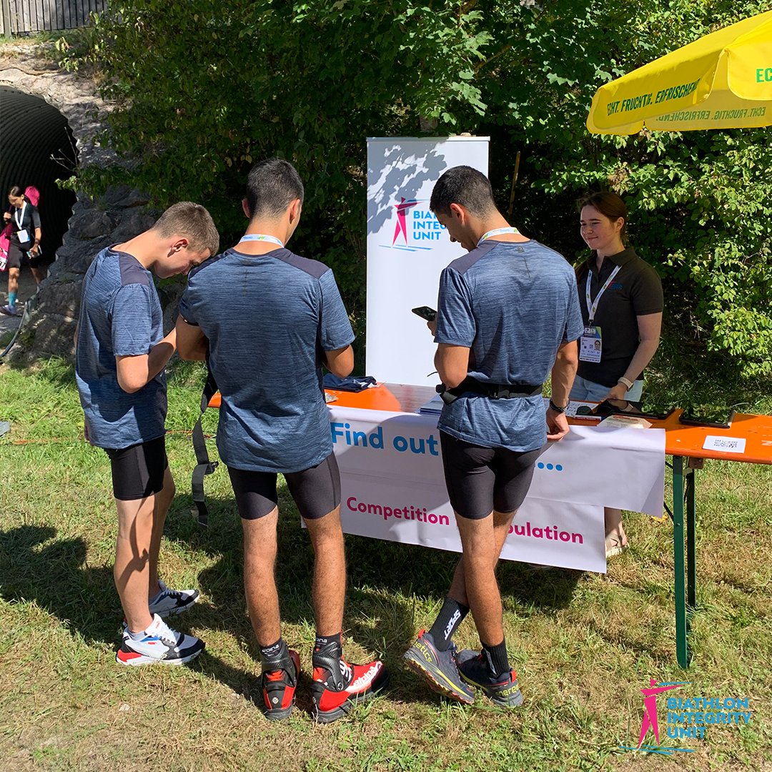 BiathlonU's tweet photo. 🤩Great to see so much interest from out athletes, coaches and all parts of the #biathlonfamily at our stand at the Summer Biathlon WCH in Ruhpolding🇩🇪. 

Our outreach program goes ahead until tomorrow, come visit us! 😎

#biathlon #SBWCH22 #notomatchfixing https://t.co/kFkNdTon4x