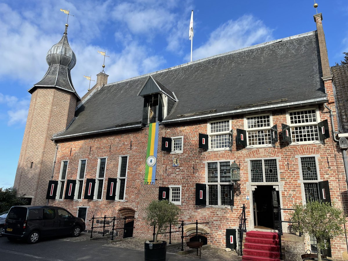 wadwandelaar's tweet photo. #TvBB met Kasteel https://t.co/OuKujLETFF