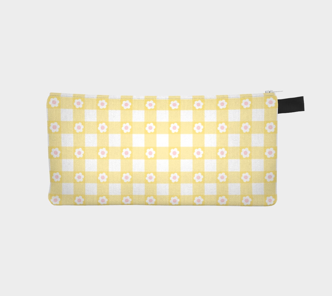 Pencil Case Yellow Gingham White Daisy Cottagecore Kawaii Cute etsy.me/3CwLr0R #yellow #white #cottagecoregingham #whitedaisies #whiteflowers #whitefloral #paleyellow #lightyellow #canvaspencilcase #etsy #paleyellow #cottagecoredaisies #backtoschool