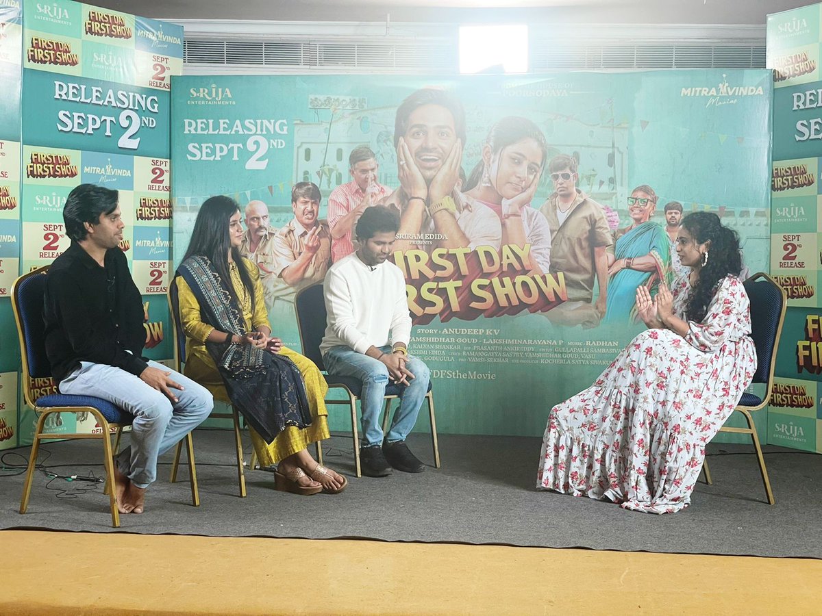 UrsVamsiShekar's tweet photo. #FirstDayFirstShow promotions ✨

Director @anudeepfilm,Hero @Im_Srikanth_R &amp; Heroine @SanchitaBashu24 interview with @NtvTeluguLive.

Full interview Telecast Soon 📺 

#FDFSFromSep2nd 
@Wamceee @lnputtamchetty @radhanmusic @PoornodayaFilms @SrijaEnt @MitravindaFilms @adityamusic https://t.co/clyGFTIfVh