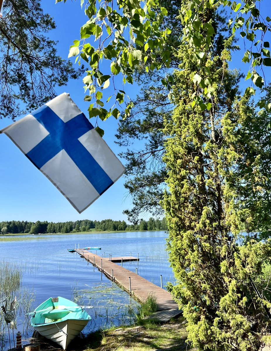 Hyvää Suomen luonnon päivää! Upeaa että meillä on juhlapäivä Suomen ihanalle luonnolle, josta saamme nauttia vuoden jokaisena päivänä. #SuomenLuonnonPäivä