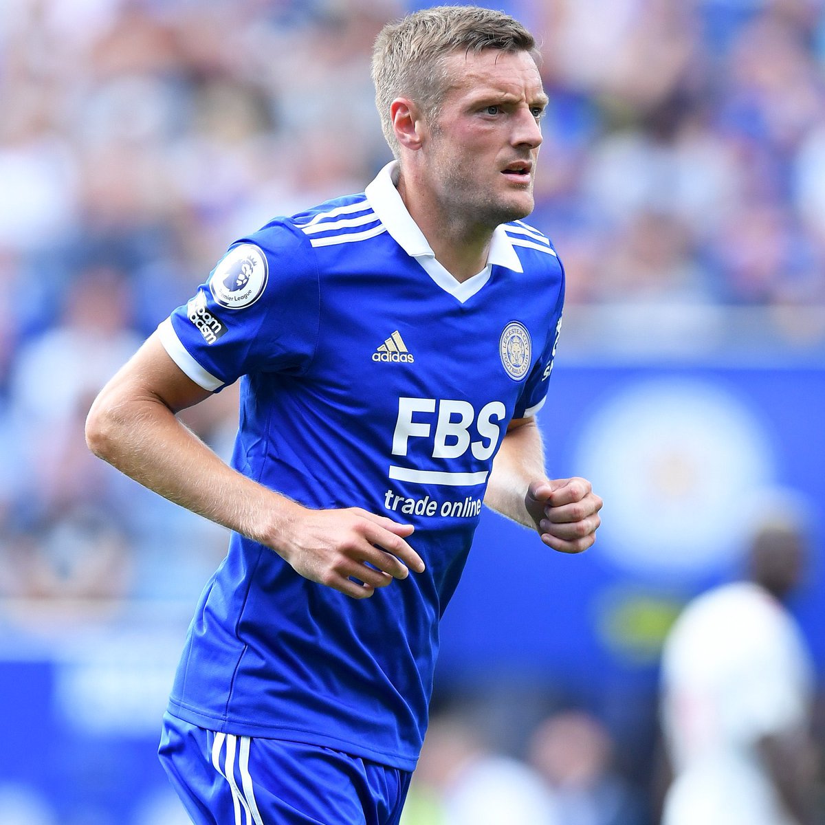 If Raheem Sterling or Jamie Vardy scores ANYTIME today , we'll giveaway a mystery shirt box to a lucky follower!

To enter:
1️⃣ RT this tweet
2️⃣ Follow us

We'll pick the winner tomorrow. Good Luck 😍