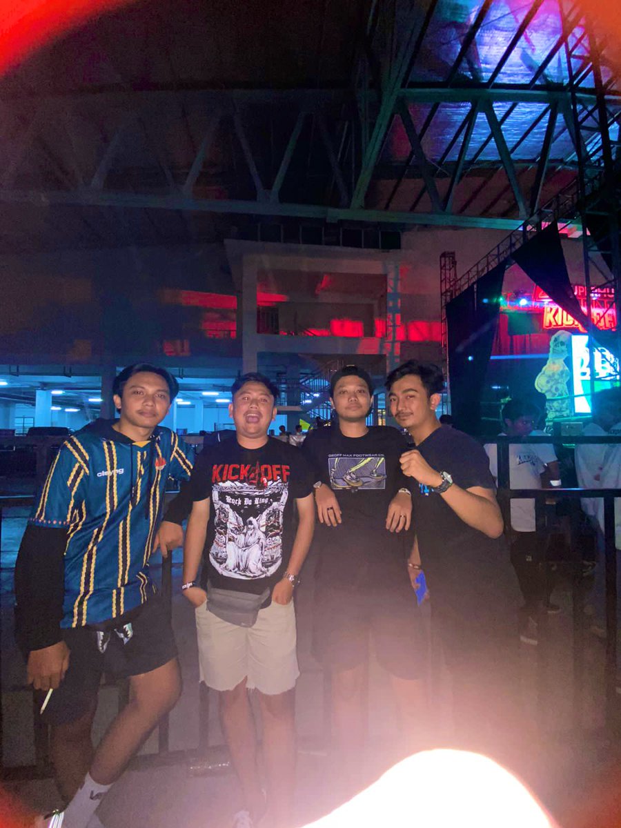 Ejaak24's tweet photo. Foto kok gatau siap jnck 🙄
#KickOff3 https://t.co/zb54dQOsyu