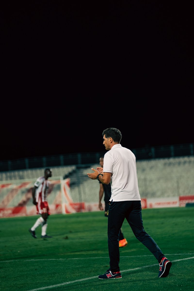 losclive's tweet photo. 📸 Un succès précieux avant une semaine à deux matchs !
Qu'as-tu pensé du match de nos Dogues hier lors de #ACALOSC ? https://t.co/IHXrEviFCM