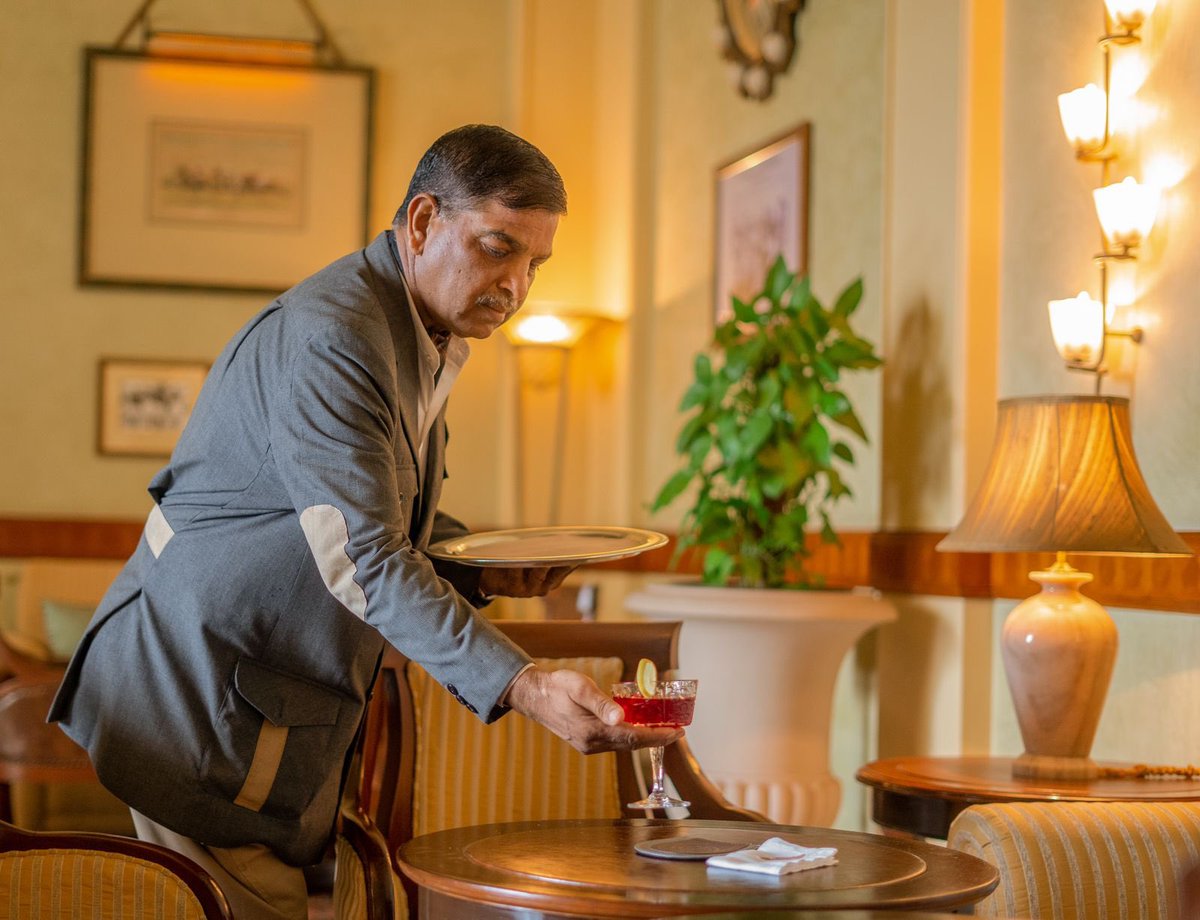 Rambaghpalace's tweet photo. Savour signature cocktails, finest rare whiskies and single malts at this legendary ambient bar.

Make the most of your weekend with Polo Bar at Rambagh Palace!

For reservations and enquiries, call us +91-141-2385700

#RambaghPalace #TajHotels #PoloBar #Whiskey #Cocktails https://t.co/Cq615E8aOz