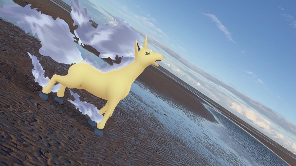 el_frontman's tweet photo. Horses in the beach!!! My first #SnapGo #pokemongo in Australia! https://t.co/fN8DD7s6JT