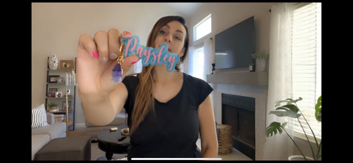 MyCharmingCharlotte tweet media