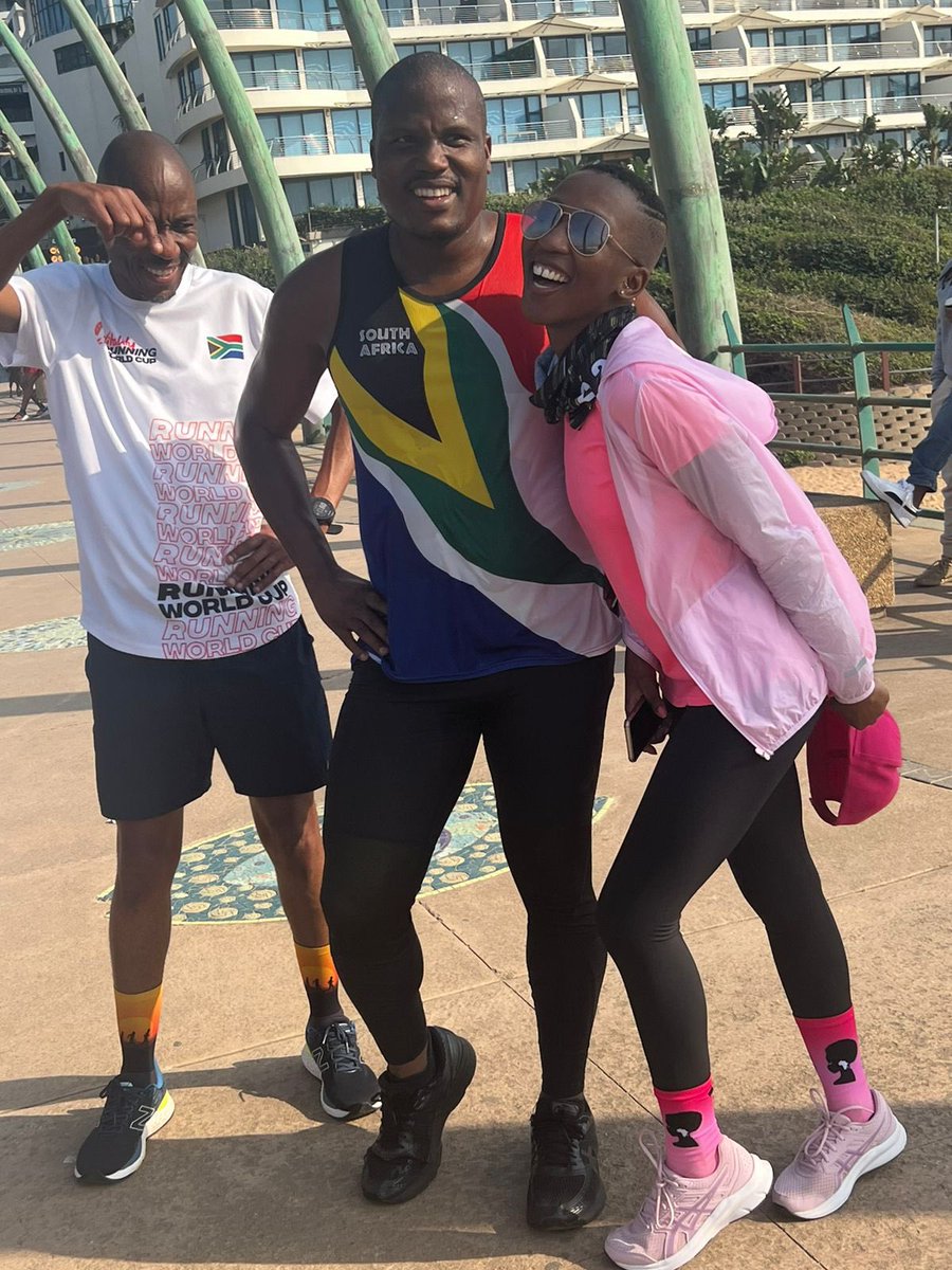 Ole_Tee's tweet photo. Great seeing you @ngwakomotsieng 
All the best 
#Olerunscomrades22 https://t.co/GP7uKRwE5V