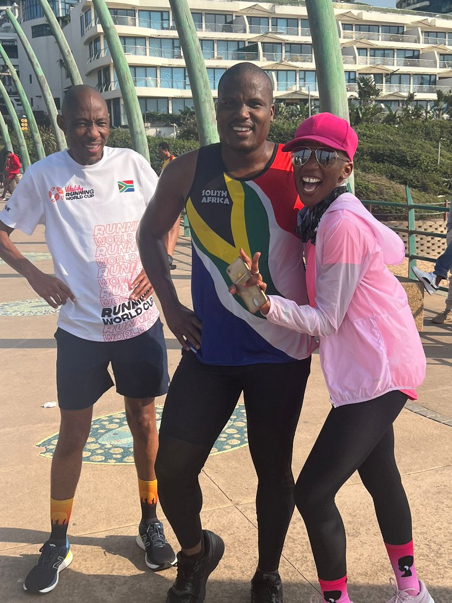 Ole_Tee's tweet photo. Great seeing you @ngwakomotsieng 
All the best 
#Olerunscomrades22 https://t.co/GP7uKRwE5V