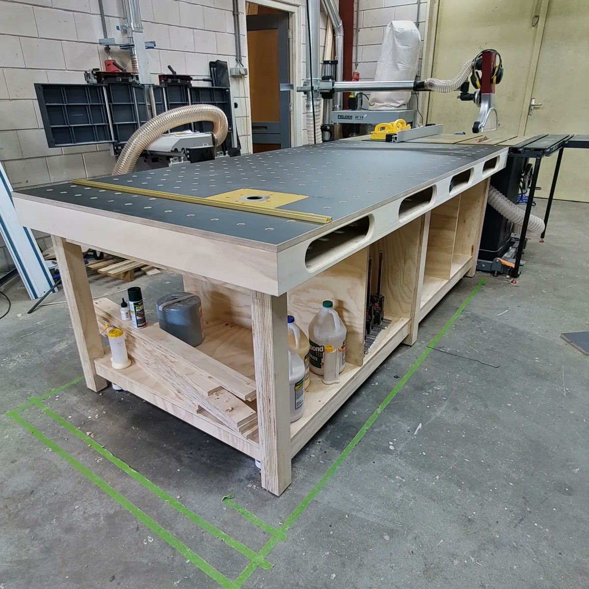 ManfaritaW's tweet photo. Tijd voor wat interne opslag. #lades https://t.co/1J9pRSWZno