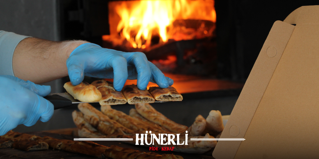 hunerlibodrum's tweet photo. ✔Evden çıkmak istemeyen ama canı sıcacık bir pide çekenlere! Paket servisin en hızlı haliyle kapılarına geliyoruz.
☎ (0544) 316 45 45
#bodrum #hünerlibodrum #kebap #pide #lahmacun #lezzet #kalite #paketservis #lezzetliyemek #sağlıklıyemek #bodrumdayemek https://t.co/Hn5yV3rTNj