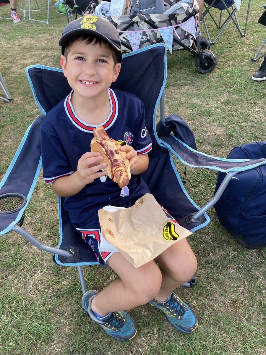 melissa_casley's tweet photo. One excited boy ready to see his faves @shedseven @CamperCalling later on! He loved his video and has practiced everyday since!! #discodown #shoutoutfortheo #twitterbotherer https://t.co/PDJf6LdxIS