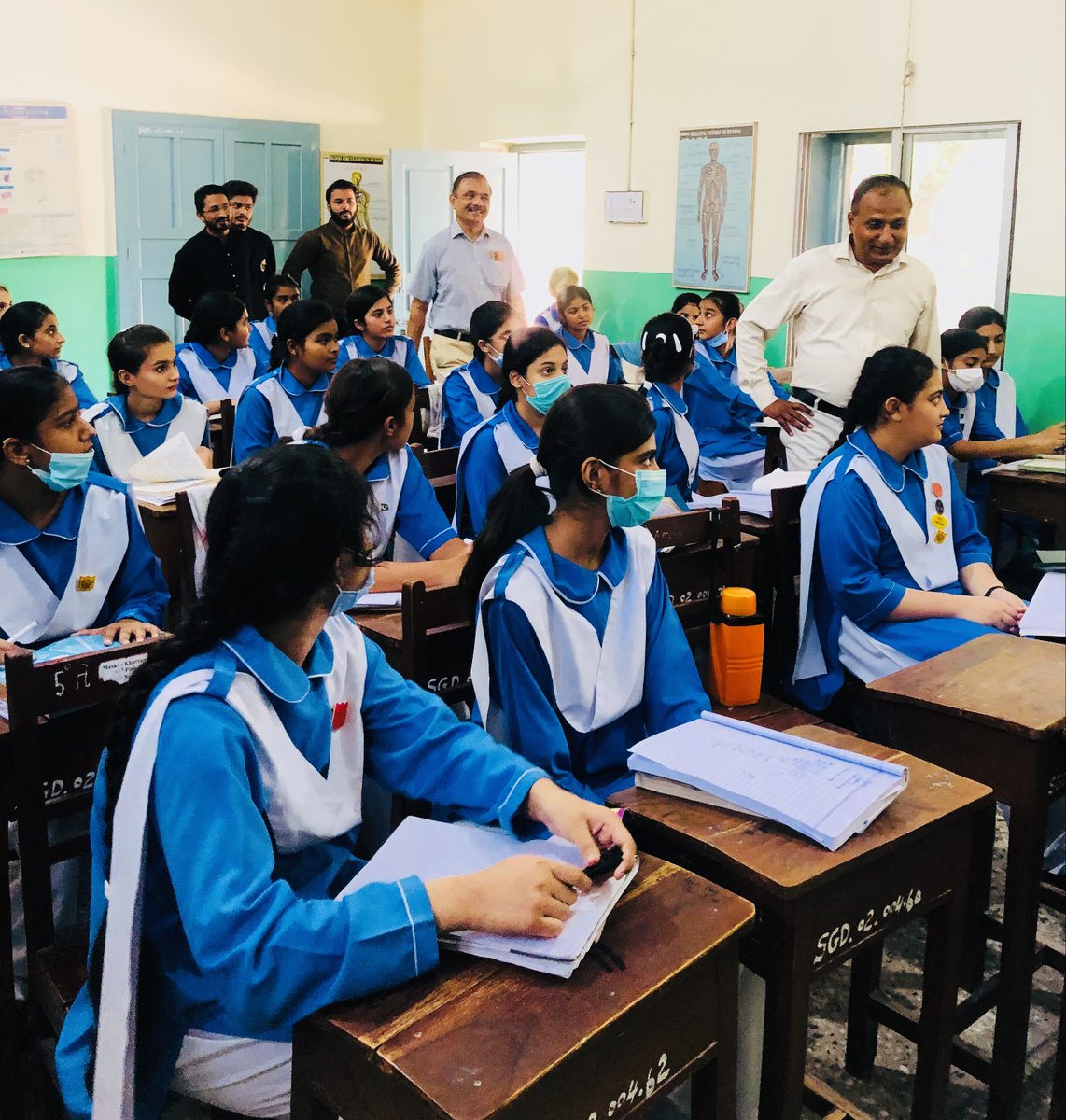 SanawarBalam's tweet photo. Having pleasure to meet Additional Director School education department while visiting Presentation Convent School Sargodha.
#PresentationConventSchool  @presentationsis https://t.co/JZ7MPhkUSc