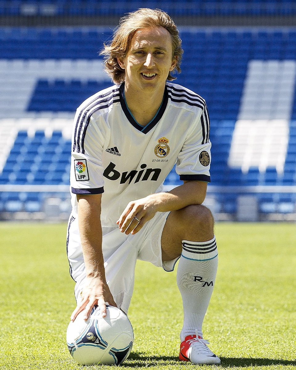 realmadriden's tweet photo. ⌛ #OTD in 2012, we signed... 

🤩 @lukamodric10 🤩

#RealFootball https://t.co/I6bU4hGvxu