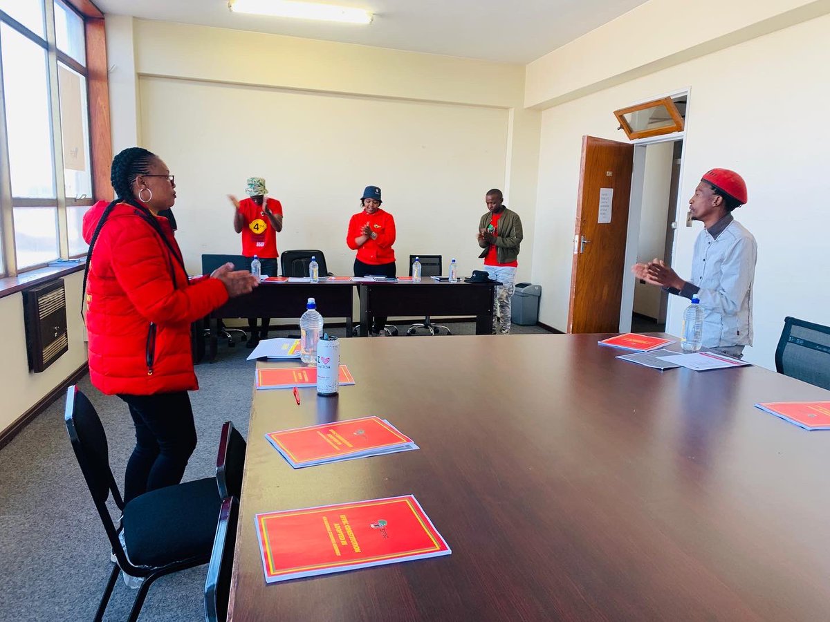 Effsc_Fs's tweet photo. ♦️Happening Now♦️

PSCT engaging on the issues of the province✊🏾❤️💚🖤 https://t.co/IkdJoKSWbg