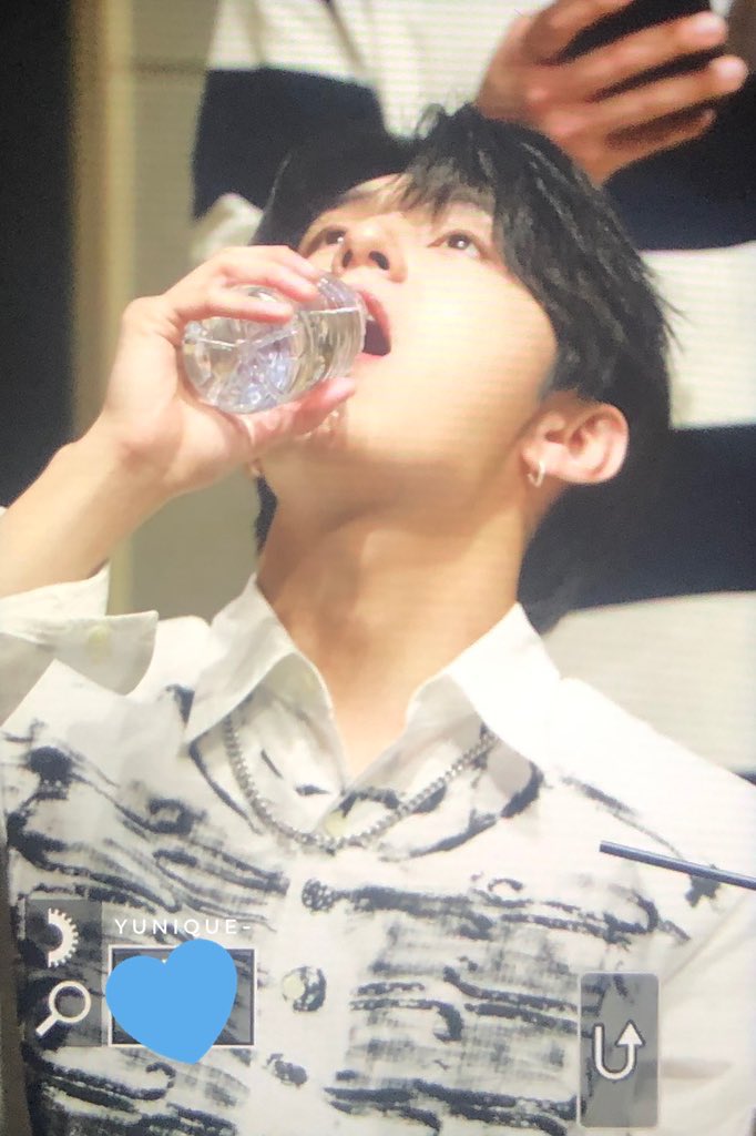 Yunique731's tweet photo. 220827
#골든차일드 #성윤 #와이 https://t.co/gbXLLgJxX2