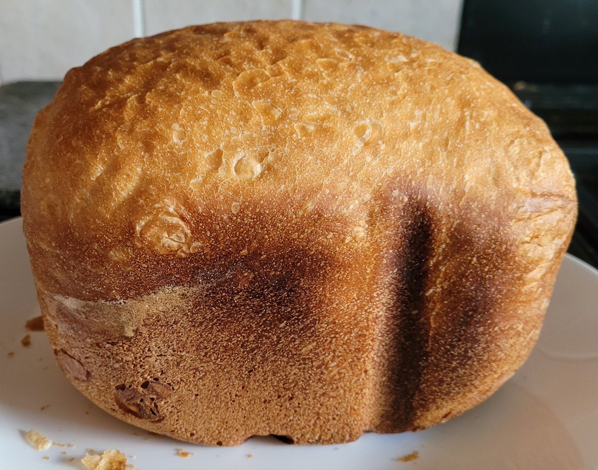 After all these years our breadmaker still turns out a consistently perfect loaf. It has never let us down. #bread #freshbread #kitchengadget