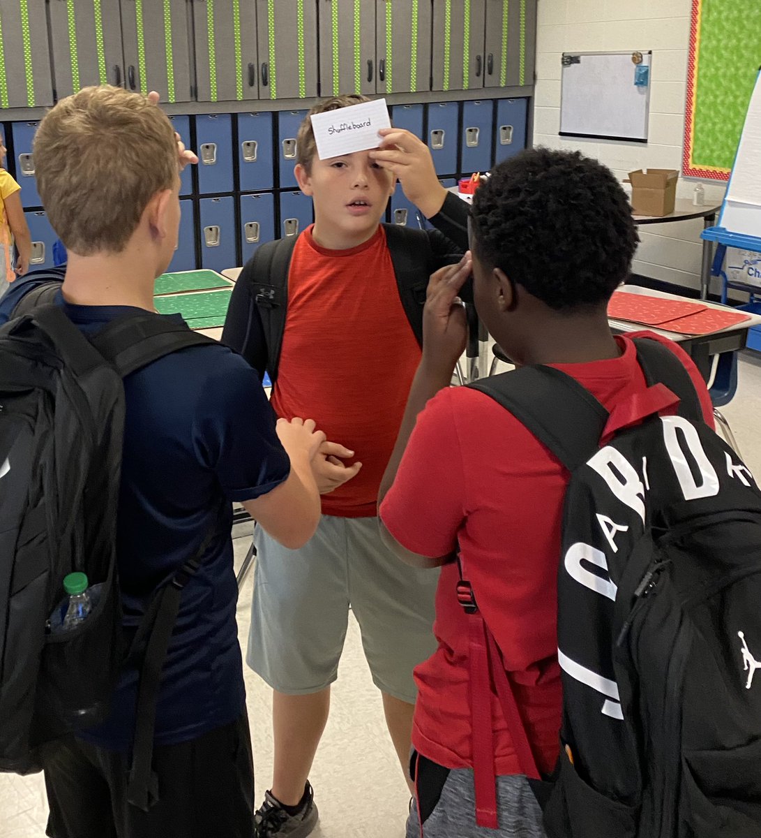 AmandaBoboQuick's tweet photo. Ending the week with a game of “Vocabulary Headbands” @MMISWarriors @danielevansplc @KimBrittonEdu https://t.co/dTi0mLREXI