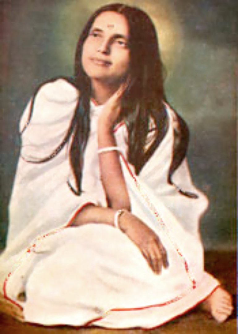 MediaoutletCom's tweet photo. #OTD #TDIH #August27, 1982: #DOTD: #RIP #AnandamayiMa. #NirmalaSundari #NirmalaDevi #Saints #IndianSaints #HinduSaints #YogaGurus #Yogis #Gurus #Beauties #Sweethearts #SelfInitiated #FullMoons
https://t.co/qiGRJ3wq0P https://t.co/ExrAaLiPBf