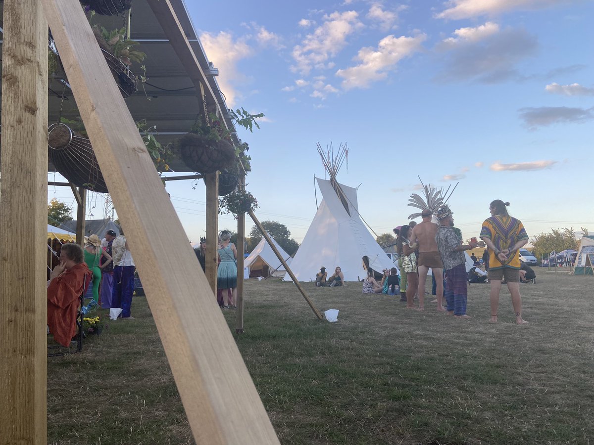 samepageband's tweet photo. What a great gig last night in a really magical place - Rainbow Summer Camp 🌈 💫

Such a brilliant, warm crowd - more than one of whom got involved 🤣

Seeing so much fun being had when we perform makes us a happy band 🥰 https://t.co/mH8soTMM7v