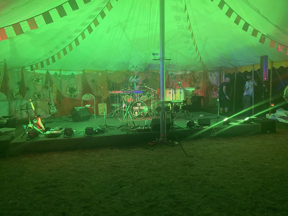 samepageband's tweet photo. What a great gig last night in a really magical place - Rainbow Summer Camp 🌈 💫

Such a brilliant, warm crowd - more than one of whom got involved 🤣

Seeing so much fun being had when we perform makes us a happy band 🥰 https://t.co/mH8soTMM7v