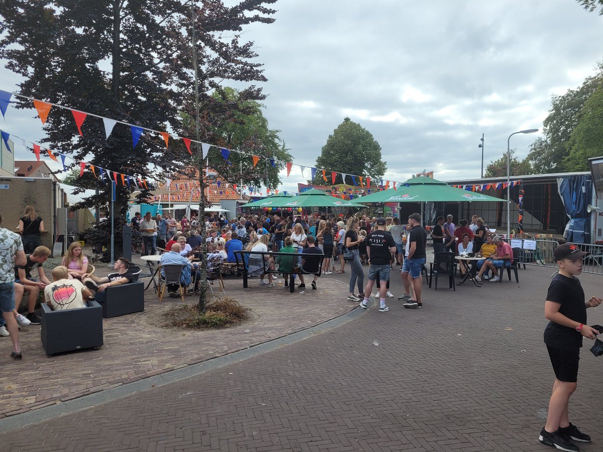 bertdinkelman's tweet photo. #barchemsfeest2022 https://t.co/kgqmrVt3AJ
