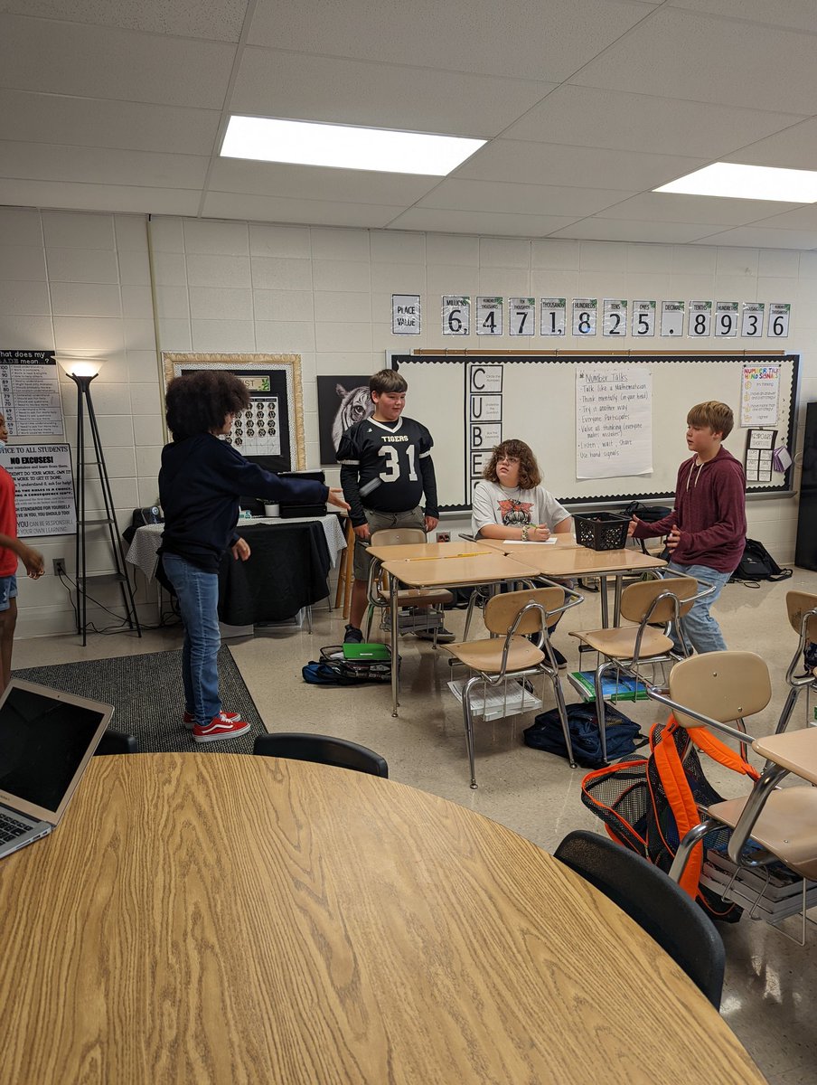 Ashley Watts tweet media