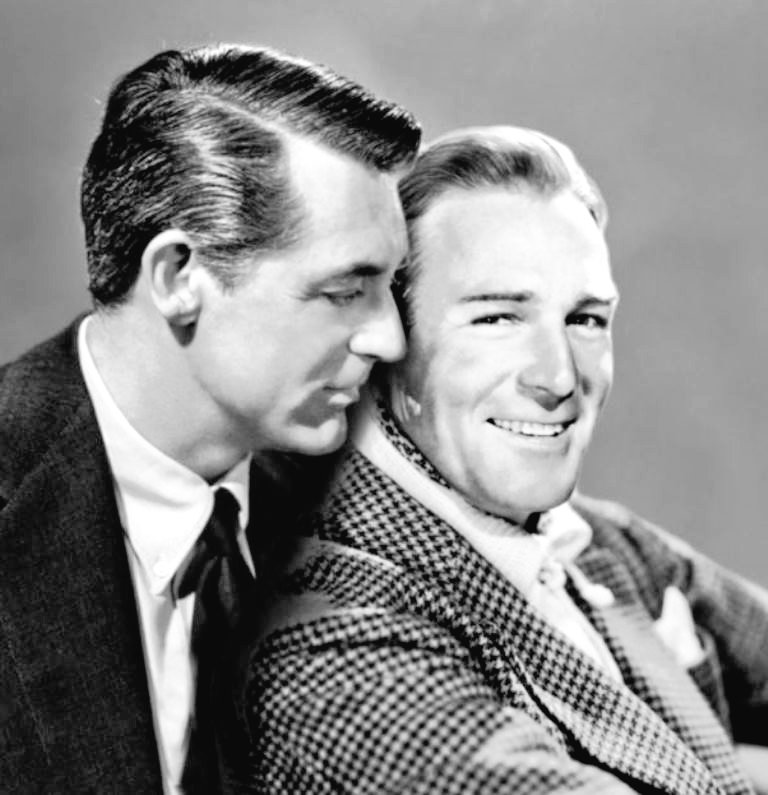 hourlyaff's tweet image. Taylor Swift and Karlie Kloss as Cary Grant and Randolph Scott: roommates