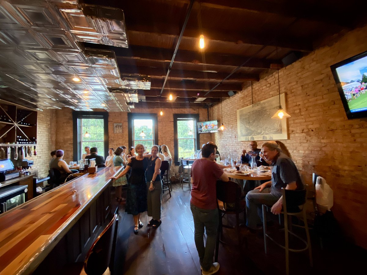 MengAdPR's tweet photo. Happy Friday! Leadership training session and social dinner for @TalkingDogUGA board of directors and the welcome back social gathering for faculty and staff @AdPR_UGA https://t.co/74afBz4dNW